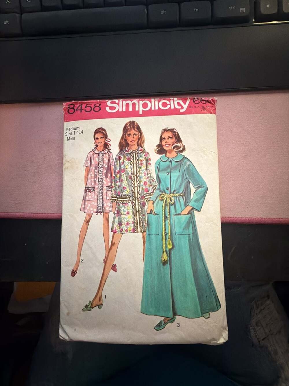 Simplicity Sewing Pattern 8458 Robe Size 12-14